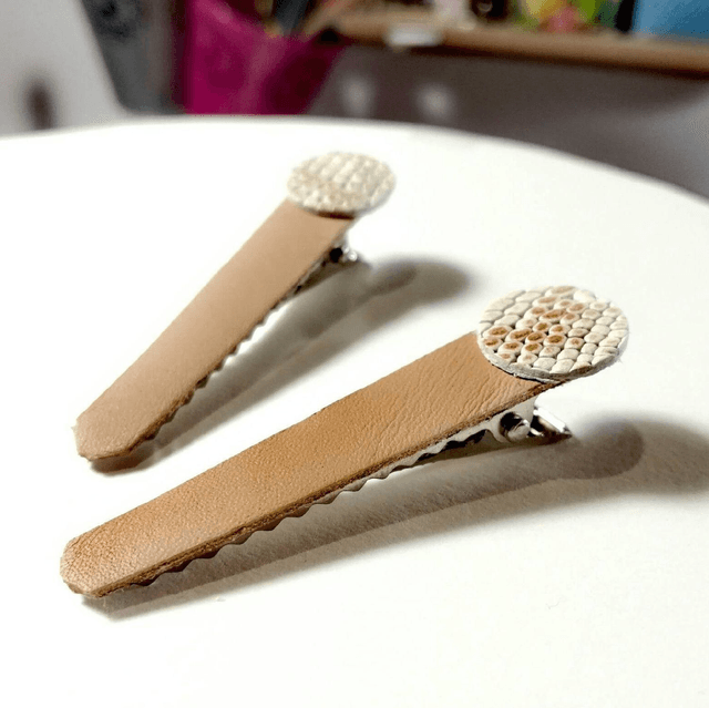 Lot de 2 pinces crocodile en cuir véritable