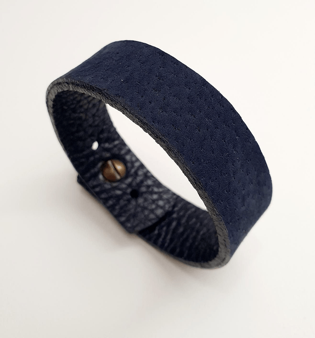 Bracelet manchette bleu marine