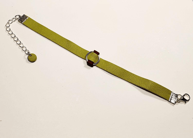  Bracelet en cuir avec vert anis et marron