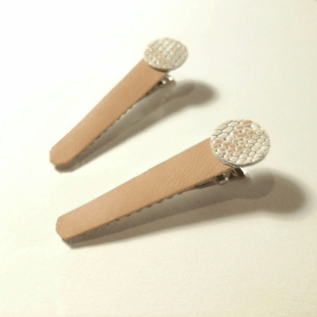 Lot de 2 pinces crocodile en cuir véritable